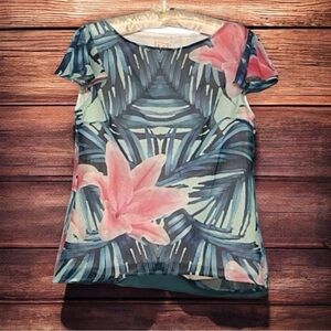 HAWAIIAN PRINT SPLIT BACK BLOUSE BY K SIZE SMALL